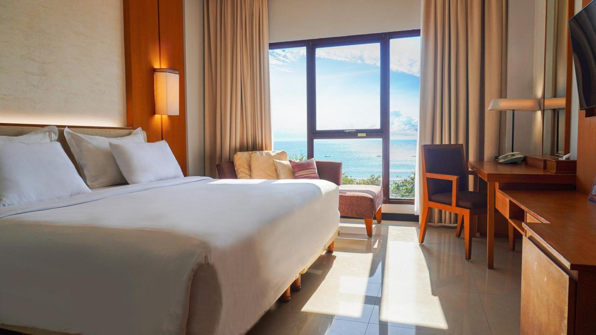 Deluxe Double or Twin Room Sea View