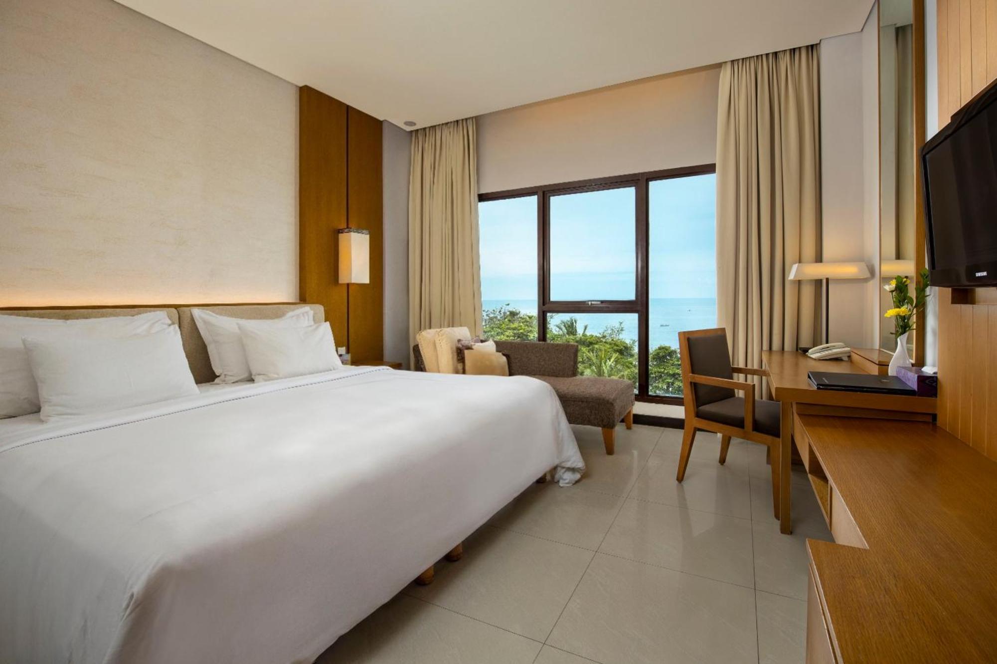Deluxe Double or Twin Room Sea View