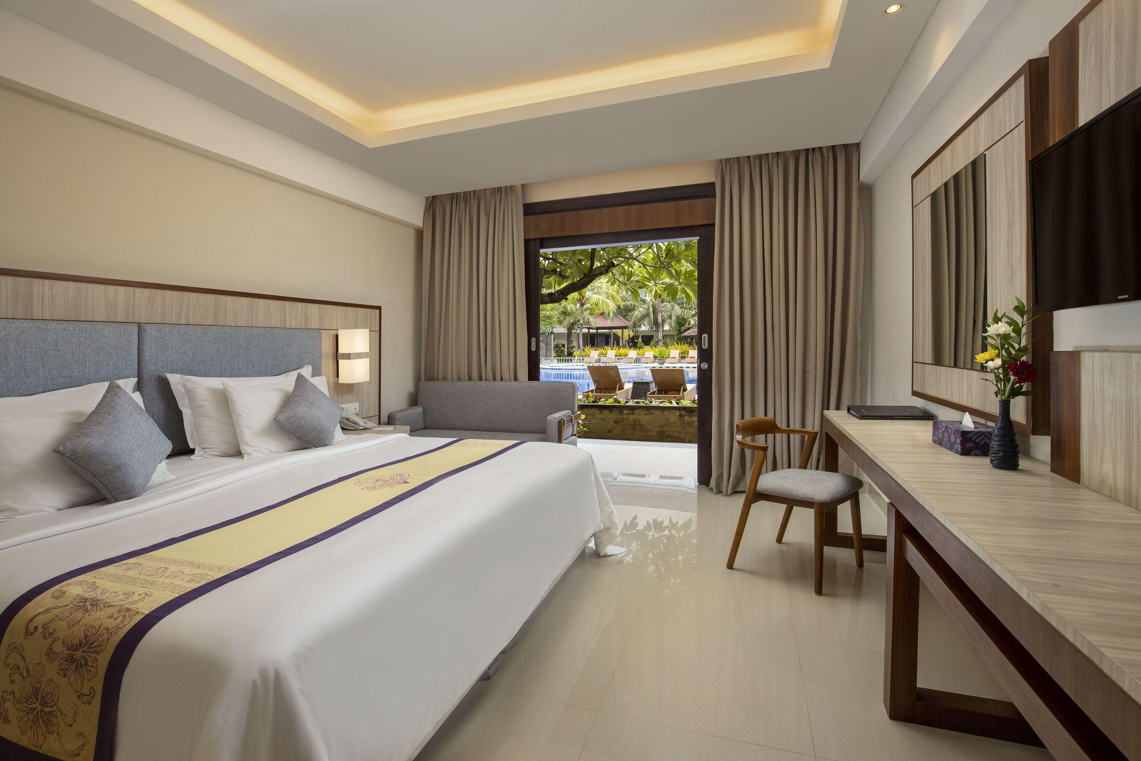 Grand Deluxe Double or Twin Room Pool side